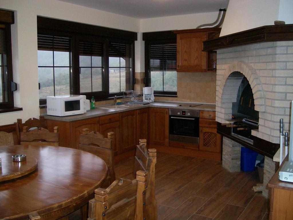 Sinabovite Houses Hotel Badevtsi Room photo