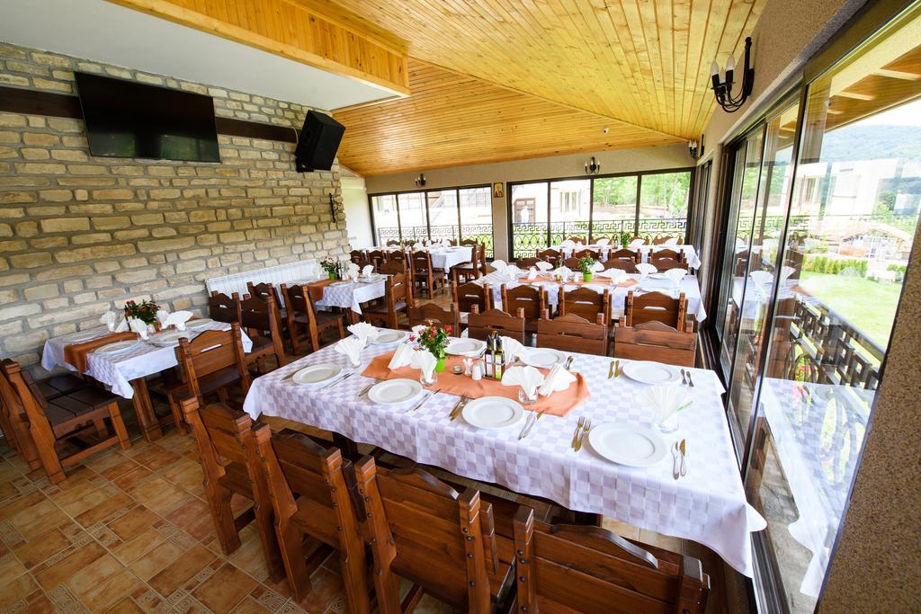 Sinabovite Houses Hotel Badevtsi Exterior photo